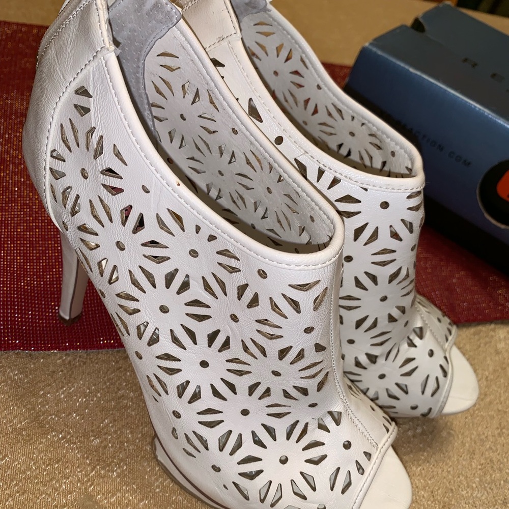 Mesh high heels
